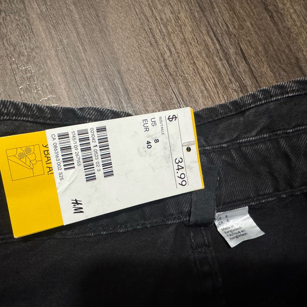 Divided High-Waist Black Denim Shorts - Picture 4 of 4